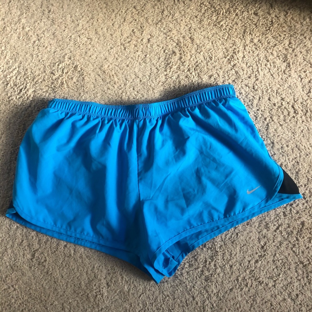 Nike Running Shorts Size L